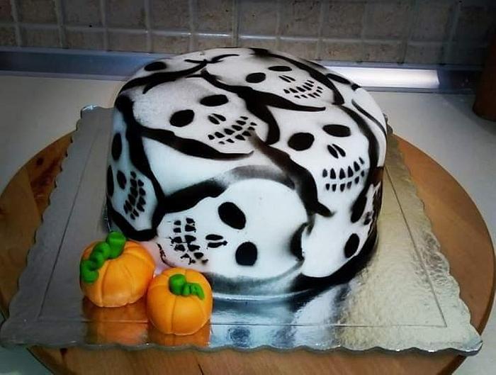 Halloween cake 🎃