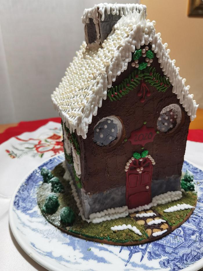 Gingerbread mountain house 