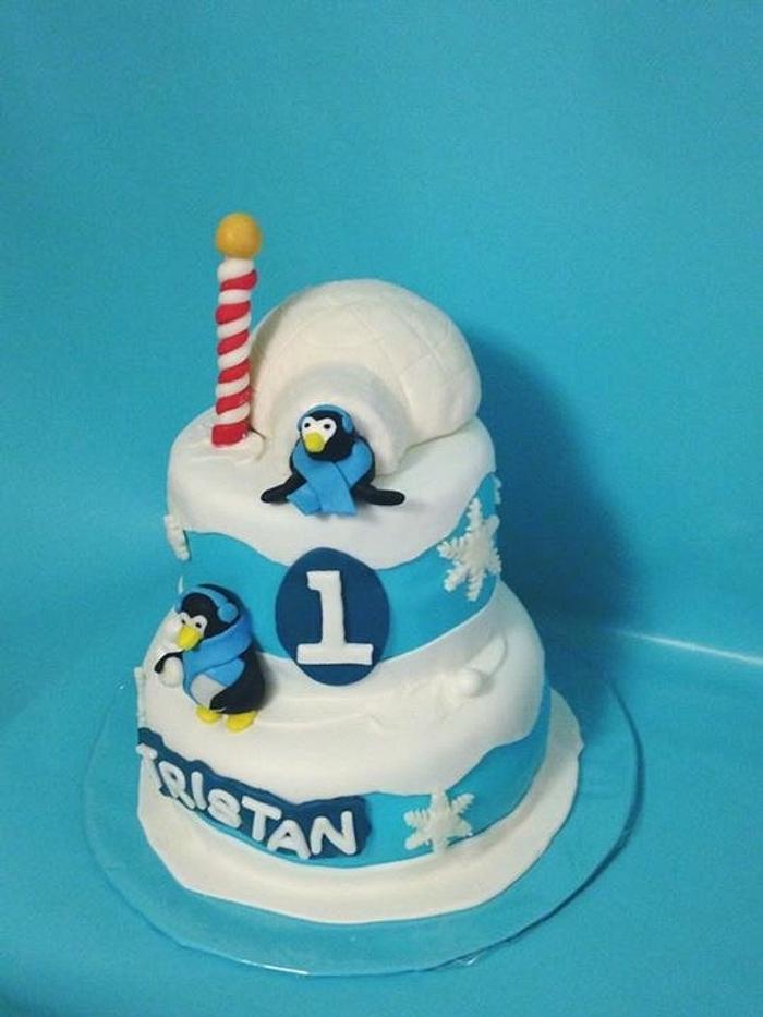 Penguin & igloo cake 