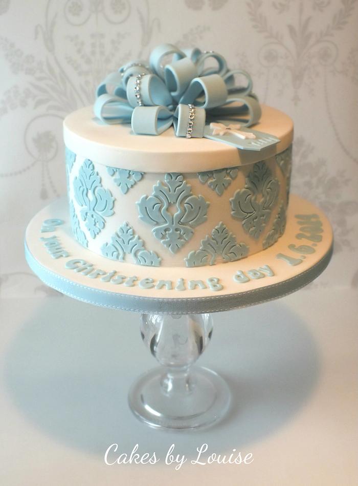 Hatbox style christening cake