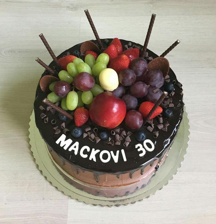 Chocolate cake with fruits