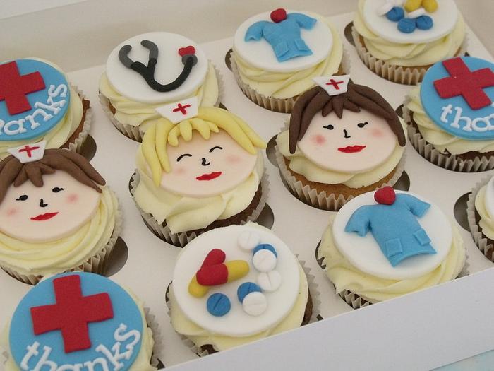 nurse student cupcakes 