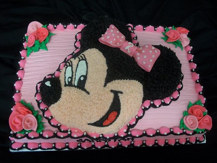 Minnie Mouse Sheet Cake