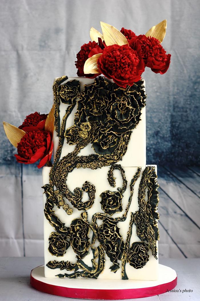 RUFFLE MELODY WEDDING CAKE