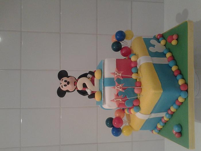 2 tier mickey mouse parcel cake 