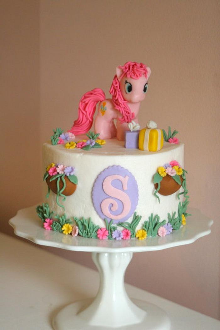 Little Pony Cake - 2205 – Cakes and Memories Bakeshop