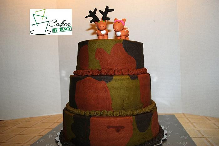Camouflage Wedding Cake and Brides cake
