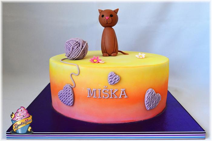 Cake with cat