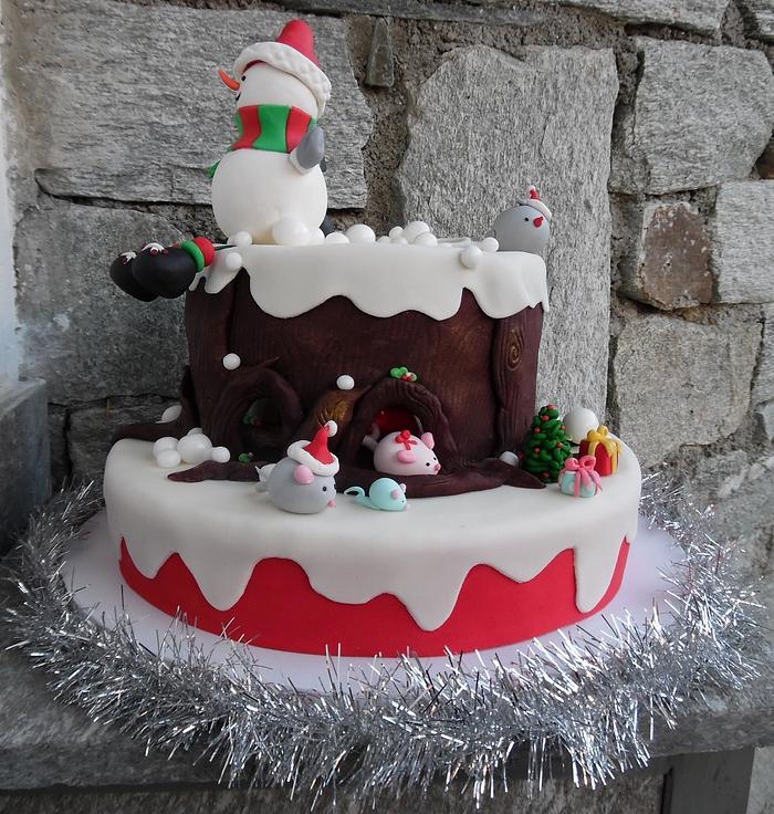 Mice Christmas cake - Decorated Cake by Clara - CakesDecor