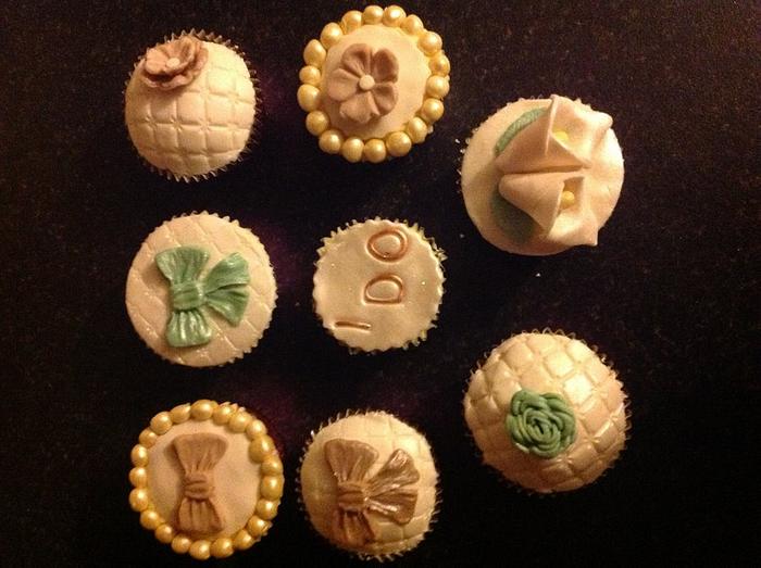 Bridal Party Cupcakes 