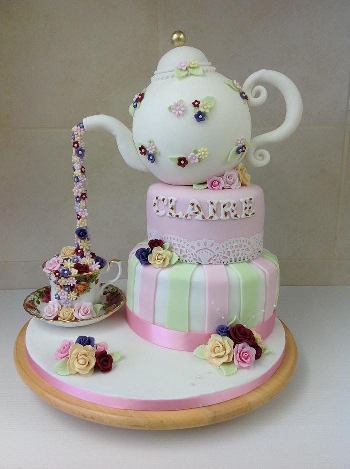 Tea pot cake