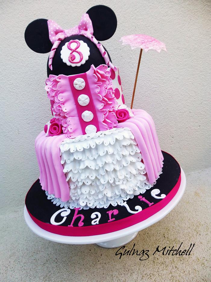 Minnie mouse cake "a la Marie-Antoinette" 