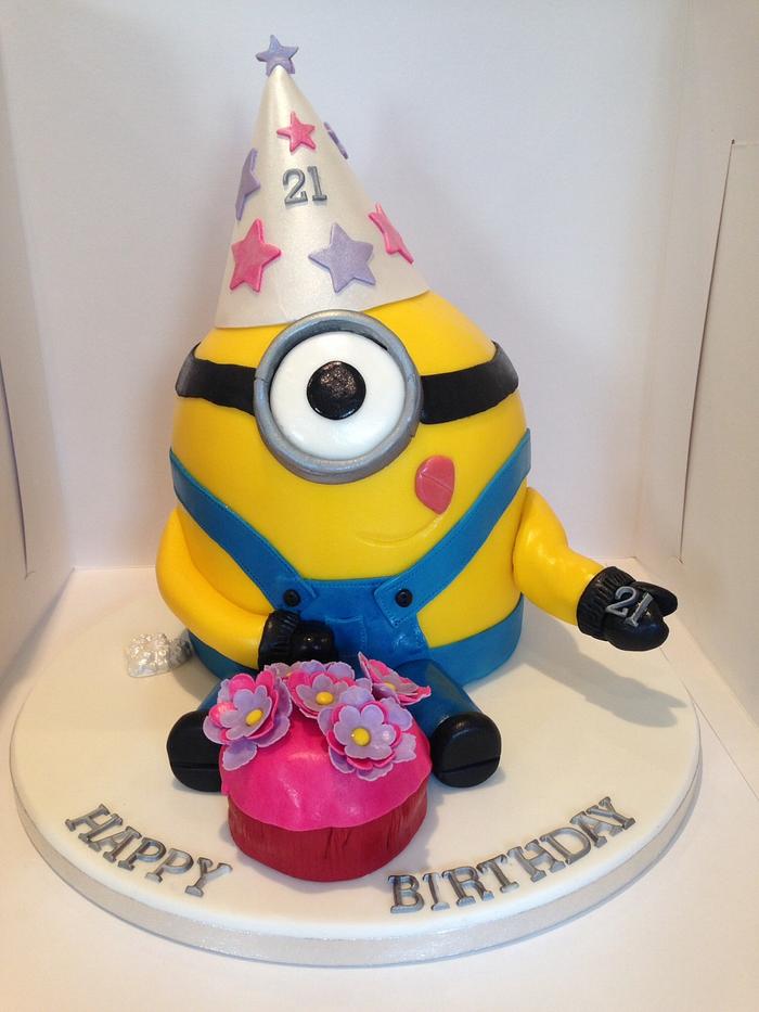 My first go at making a minion cake