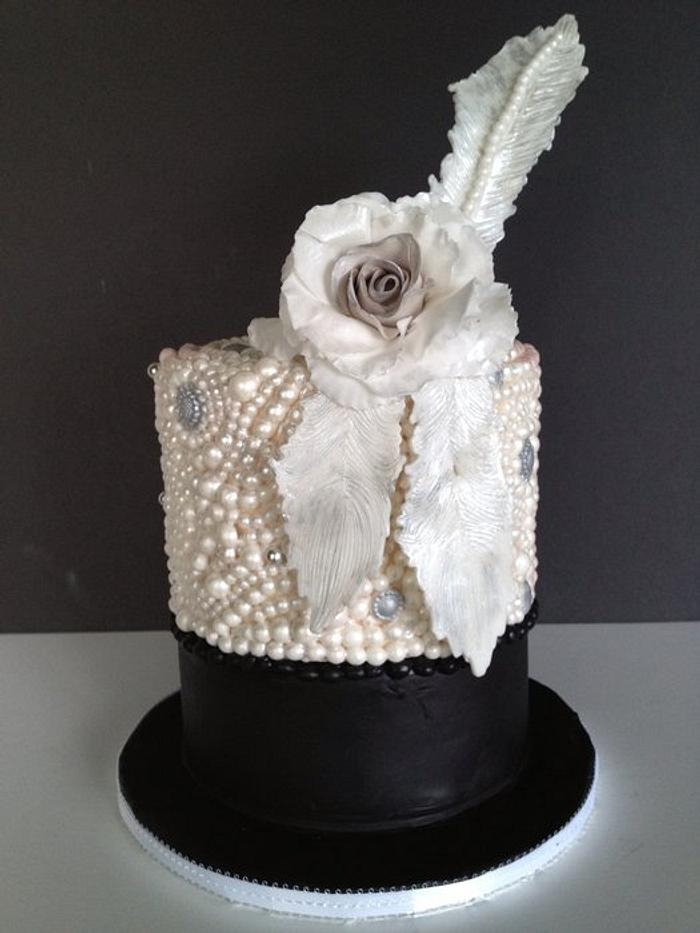 Pearls and Feathers Cake