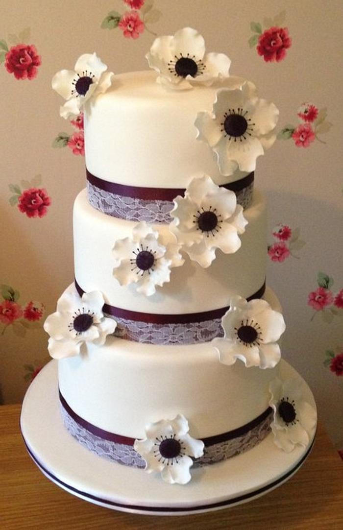 Beautiful Anemone Wedding Cake