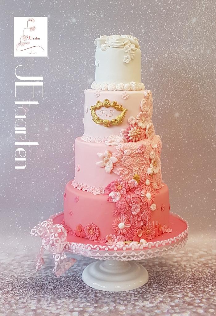 Pink weddingcake