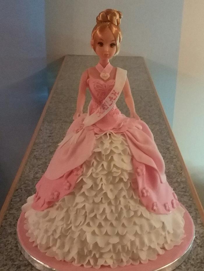 Barbie cake