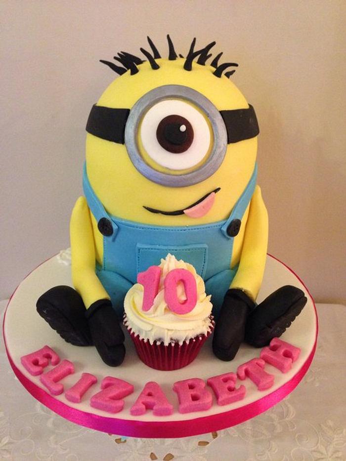 Minion cake 