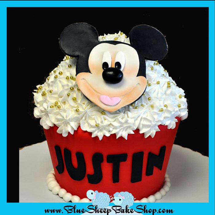 Mickey Mouse Giant Cupcake Cake