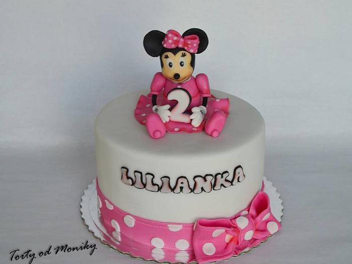 Minnie mouse cake