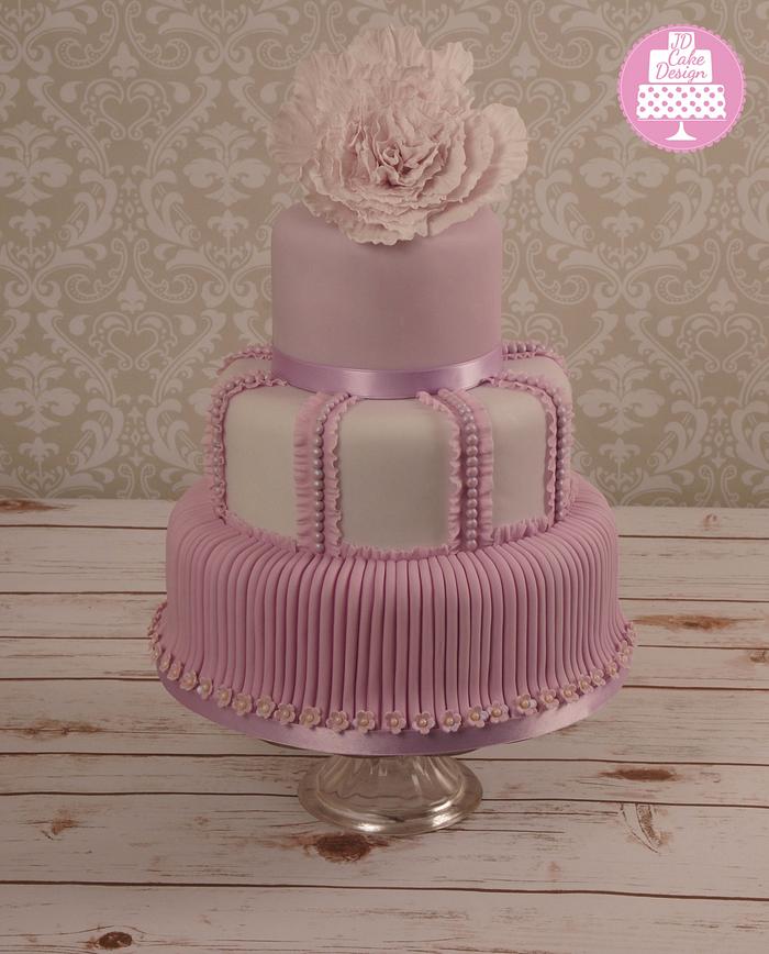 Lilac dress wedding cake