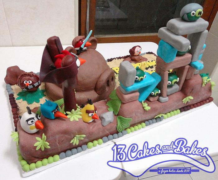 Angry Birds / Angry Birds Star Wars Cake
