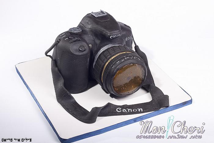 Canon Camera cake