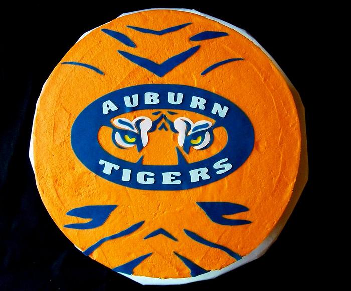 Auburn Tigers Cricut Cake