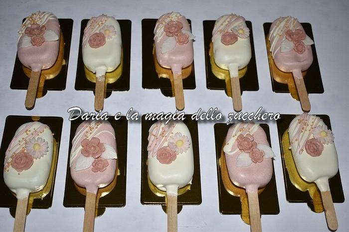 Floral cakepops sicles