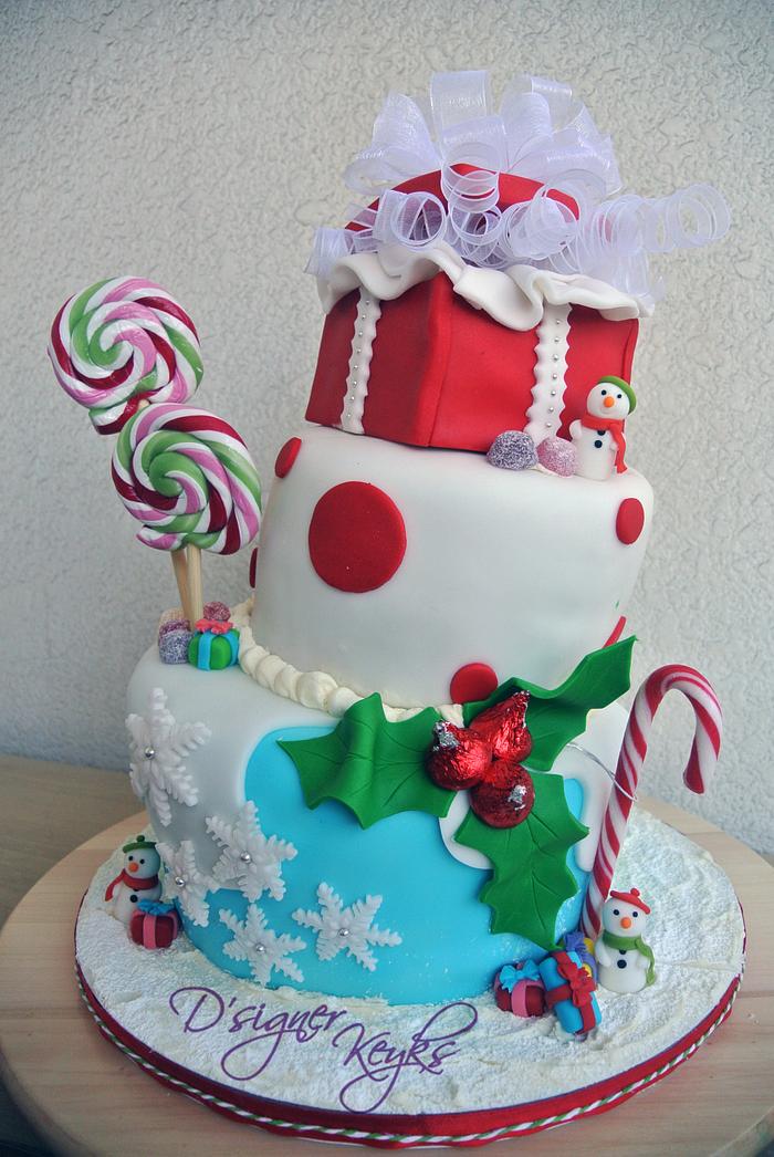 Christmas Cake - Decorated Cake by Phey - CakesDecor