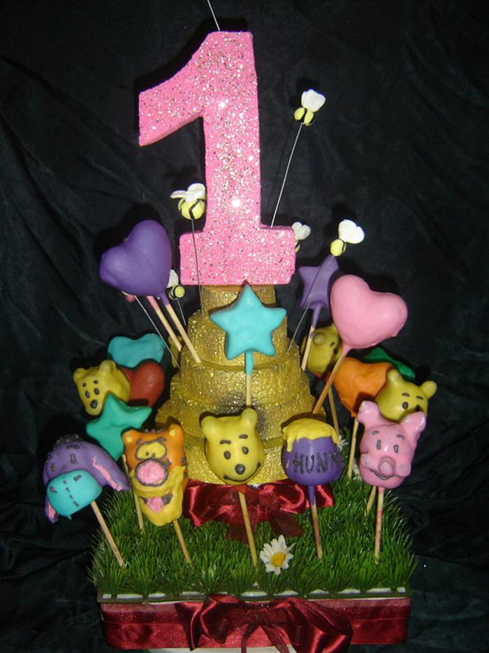 Winnie Pooh cakepops