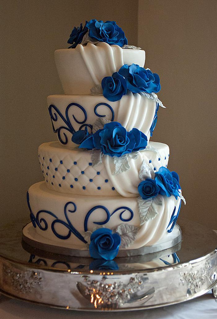 Wedding cake in Blue