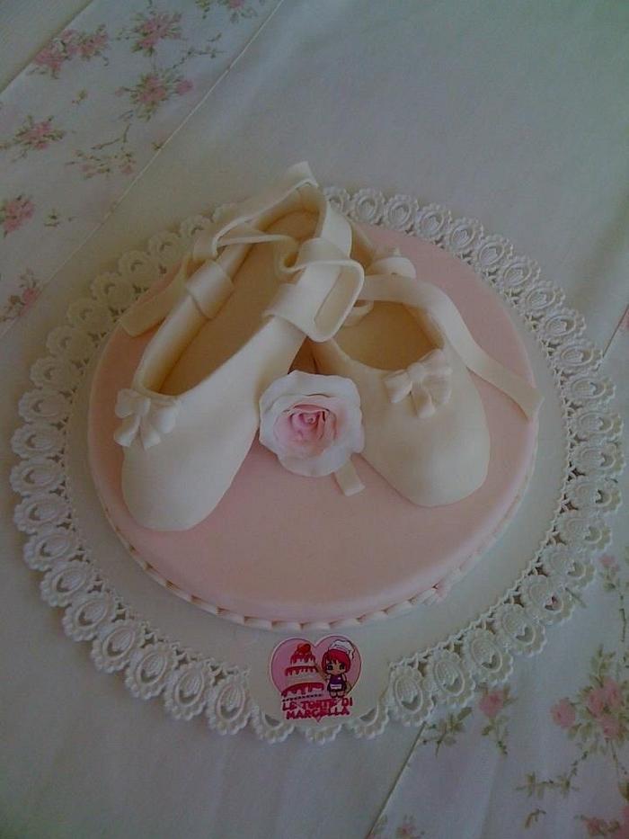Dance shoes Cake