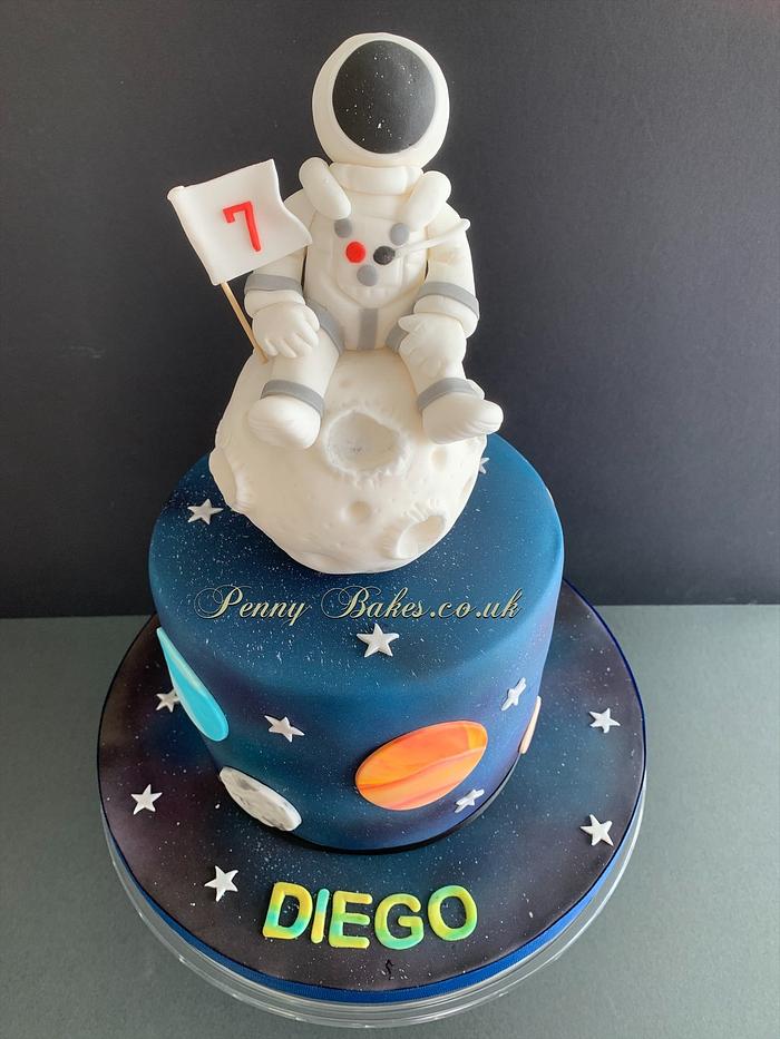 Another space cake! 