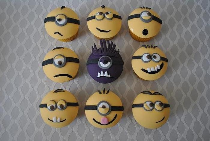 Despicable Me 'Minion' & Bad 'Minion' Cupcakes