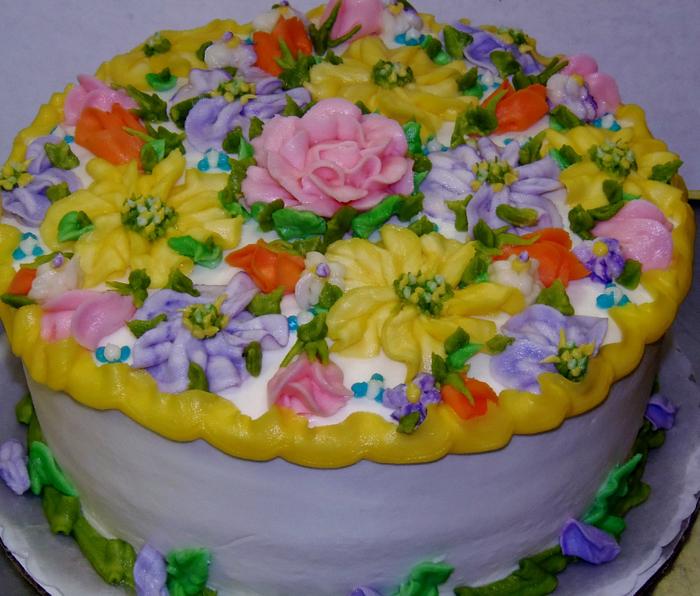 Cheerful buttercream birthday cake