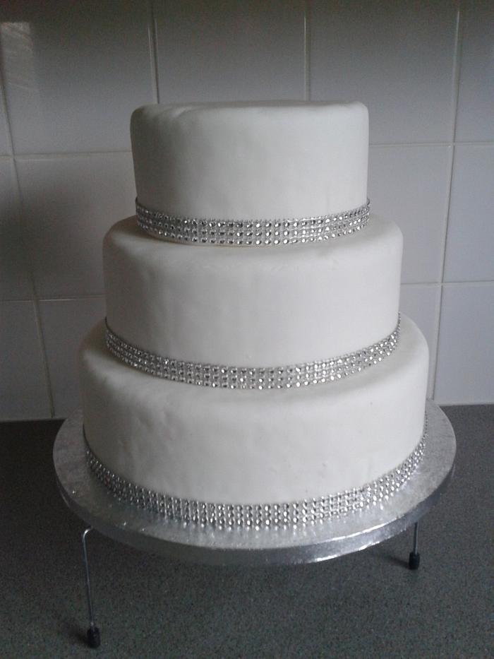 Diamond wedding cake