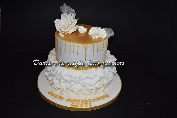 White and gold glam cake