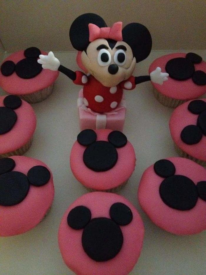 Minnie mouse cupcakes