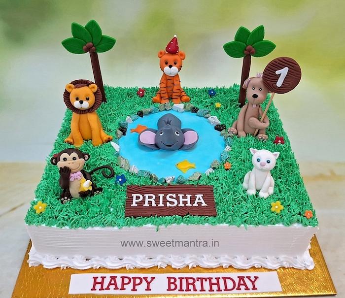 Jungle theme cream cake