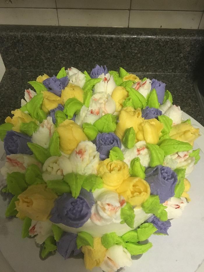 Buttercream flowers cake