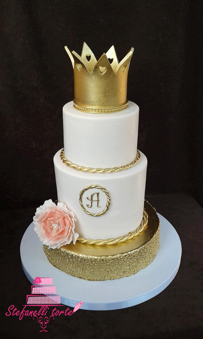 Wedding cake crown