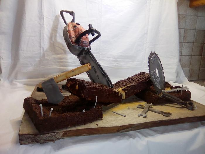 chainsaw birthdaycake 