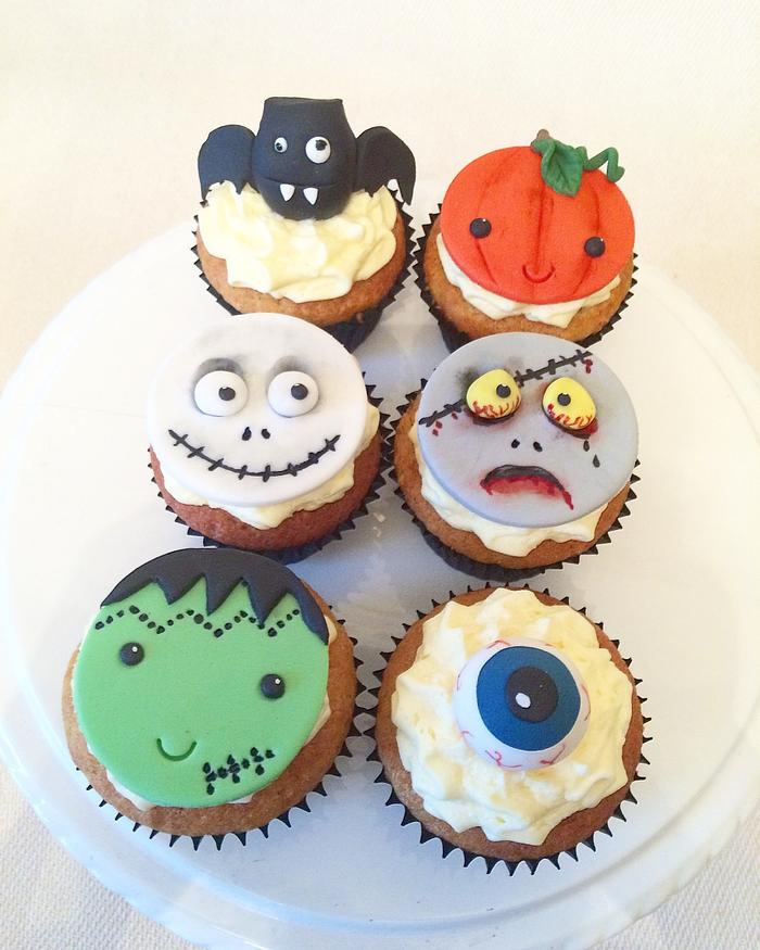 Halloween cupcakes!