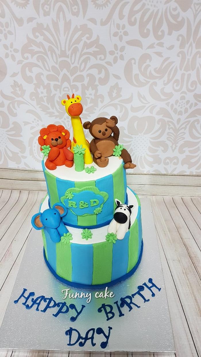 Animals themed cake 