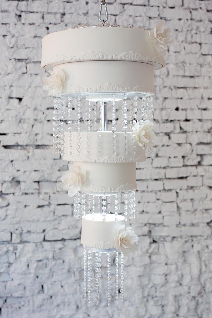 Clean lines, cake chandelier