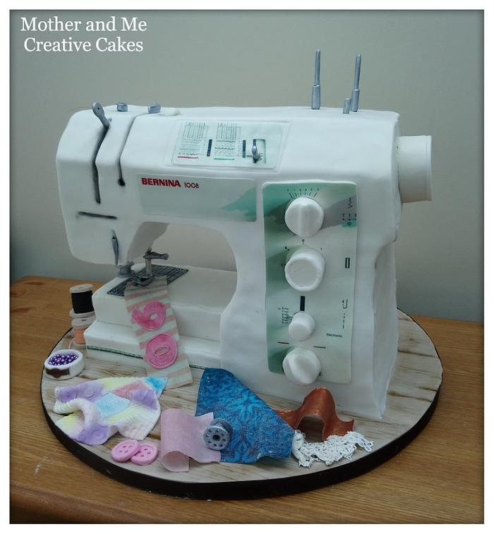 Sewing Machine Cake 