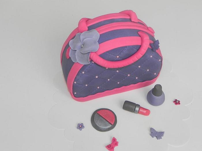 cake handbag/ make up