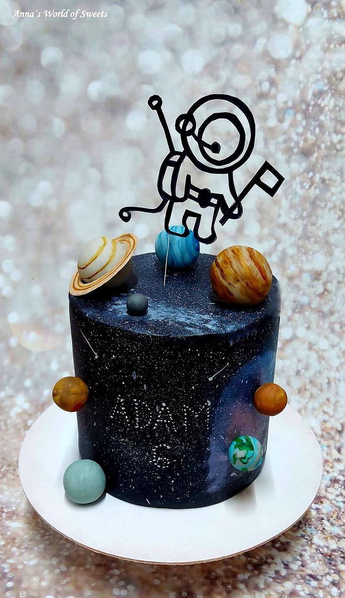 Astronaut in space Cake