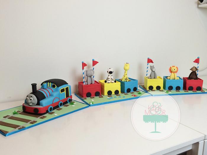 3D Thomas cake with cute animals